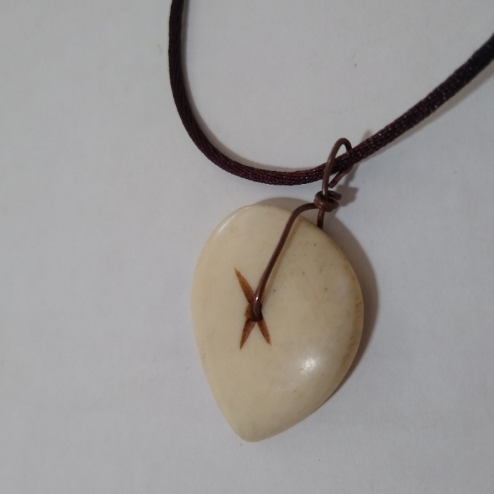 Handmade Cream and Brown Teardrop Pendant Necklace Casual Gift Boho Streetwear